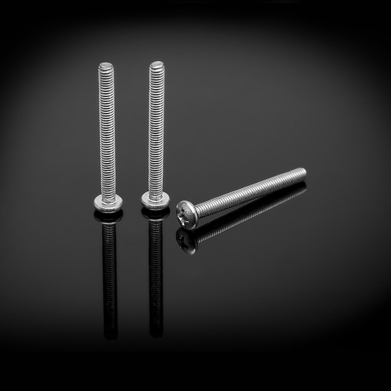 Tornillo de cabeza plana cruzada de acero inoxidable GB818